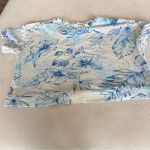 Old navy shirt tropical flower
